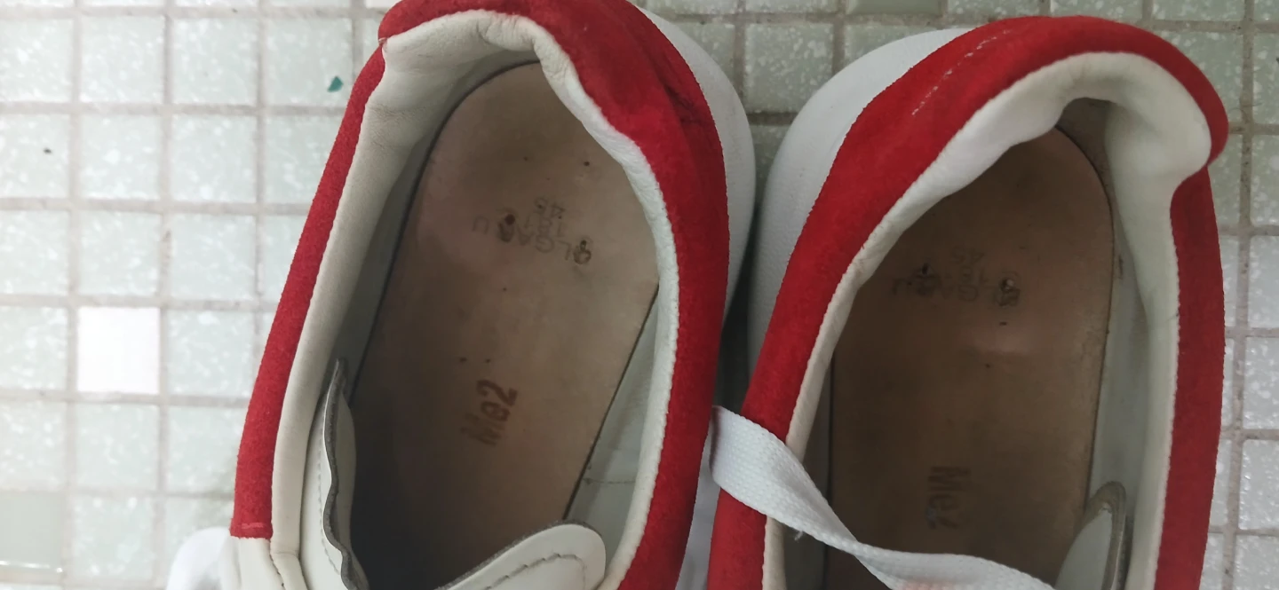 Alexander McQueen White and Red Size 12 - photo 4