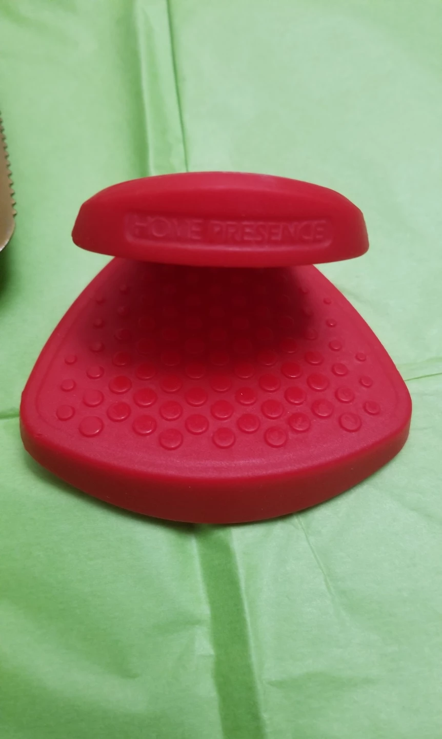 Pie Server & Red Silicone Pot Holder Grip - photo 3