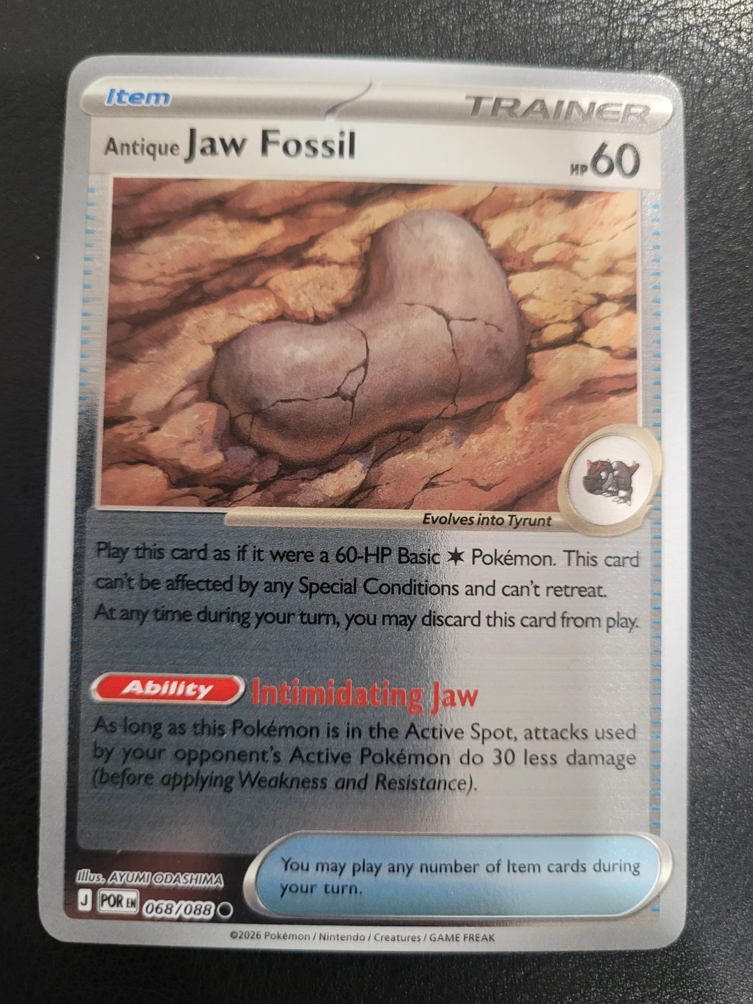 Antique Jaw Fossil Item Pokemon Card