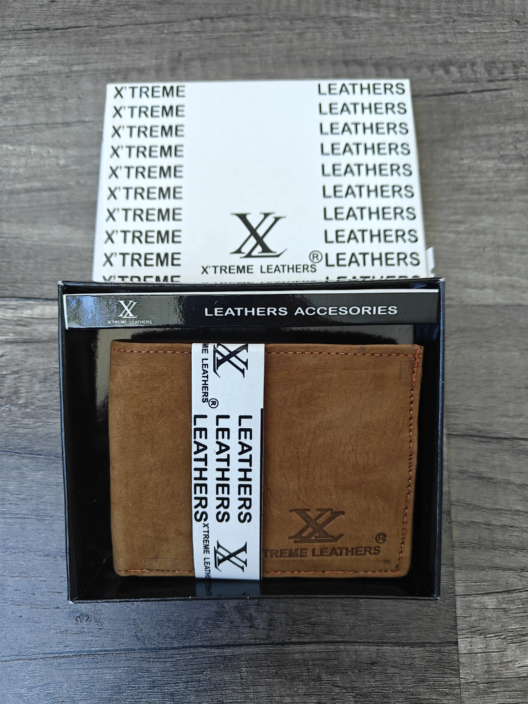 Xtreme Leathers Men's Brown Genuine Leather Bifold Wallet