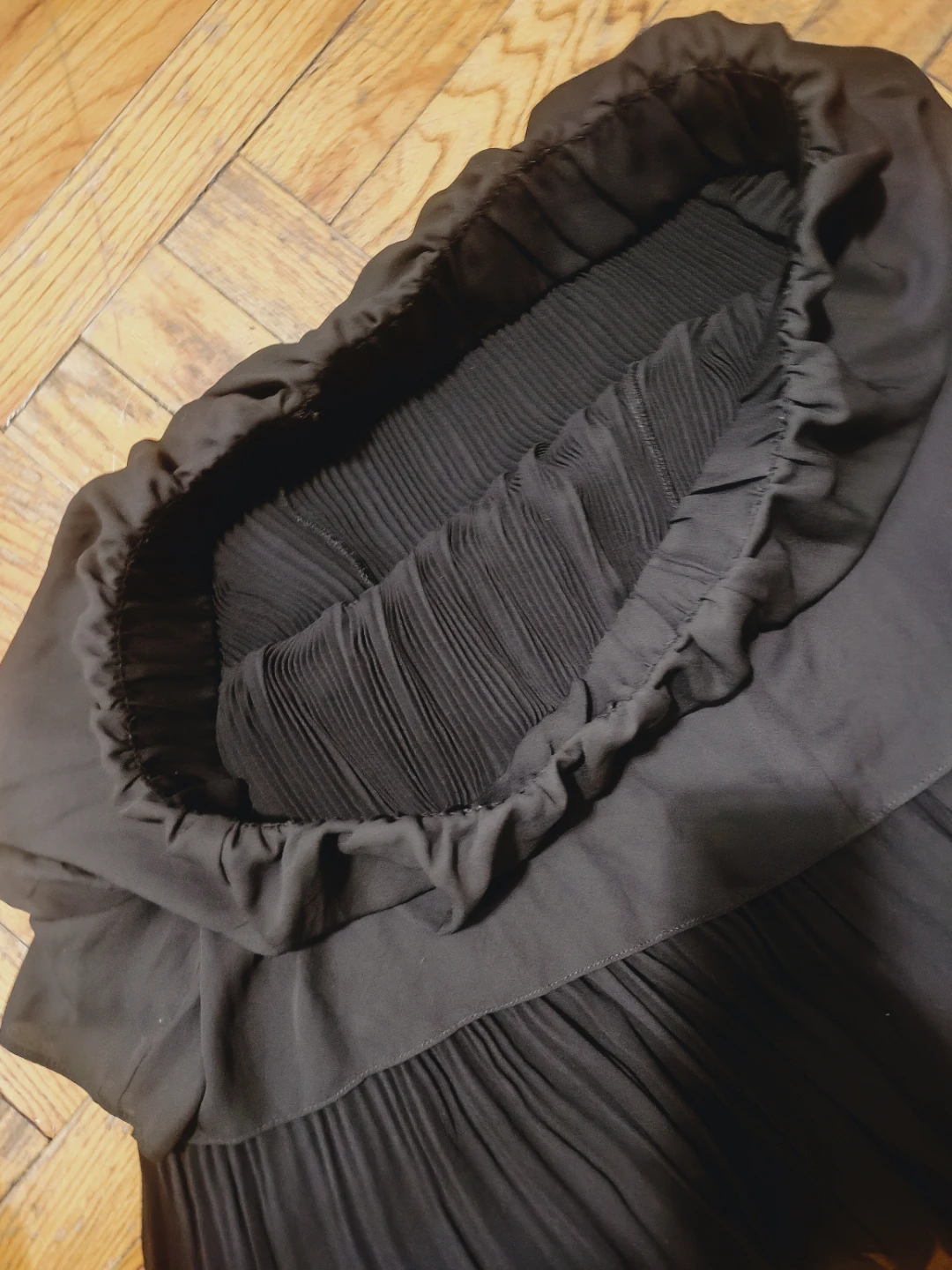 Women's Torrid Black Pleated Skirt Size 1 - photo 3