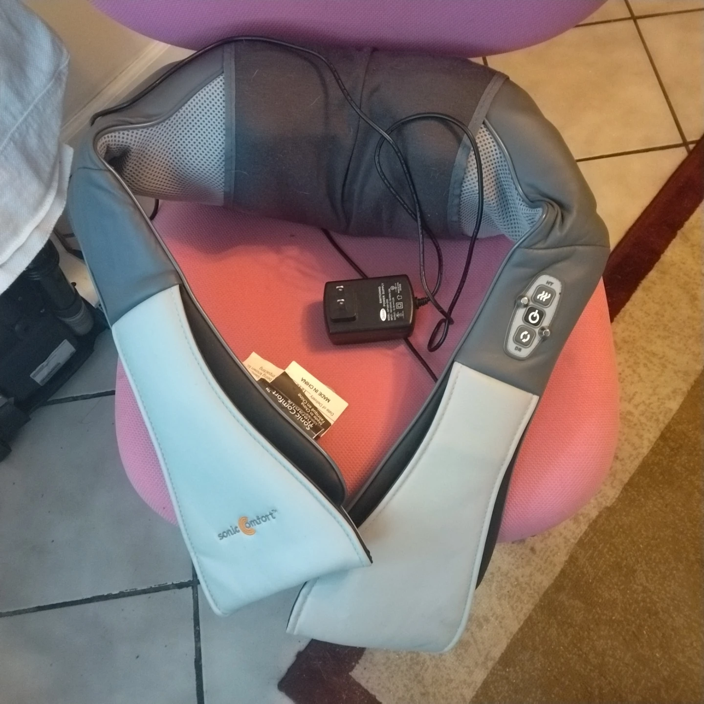 Massage for neck and back heated