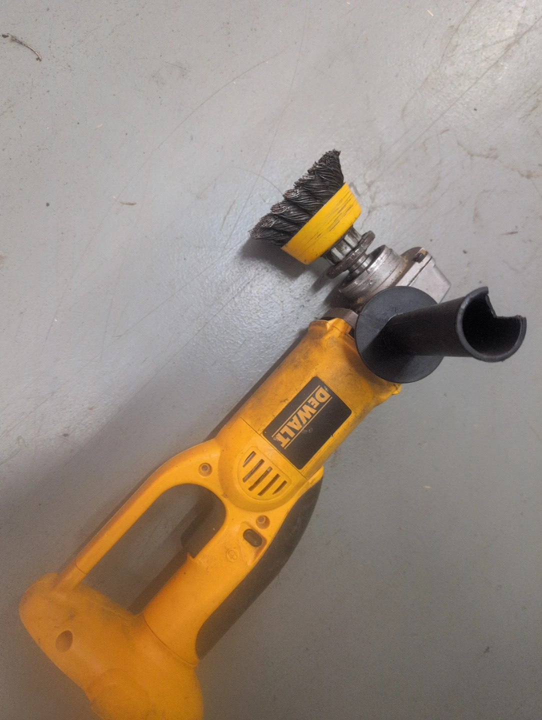DEWALT DC410 4-1/2" Angle Grinder with Wire Wheel