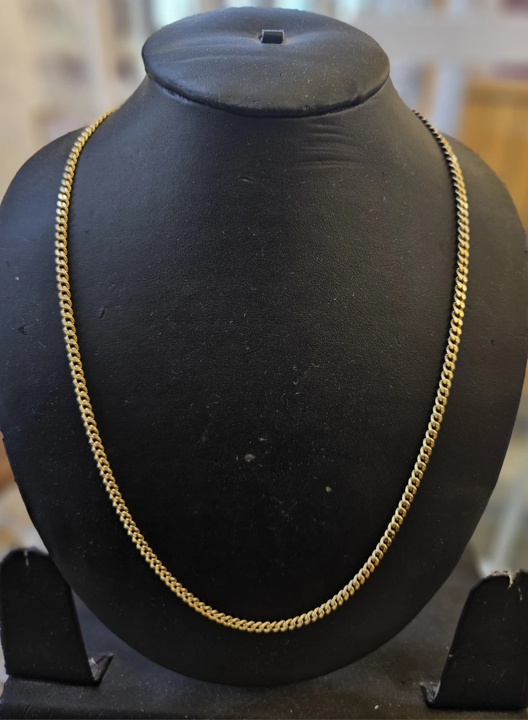 22in 10k Gold Chain (Cuban/Curb link)