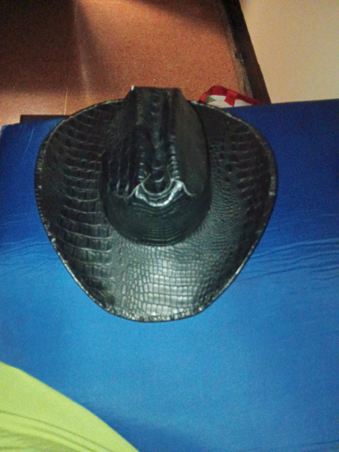 Black Crocodile-Embossed Cowboy Hat