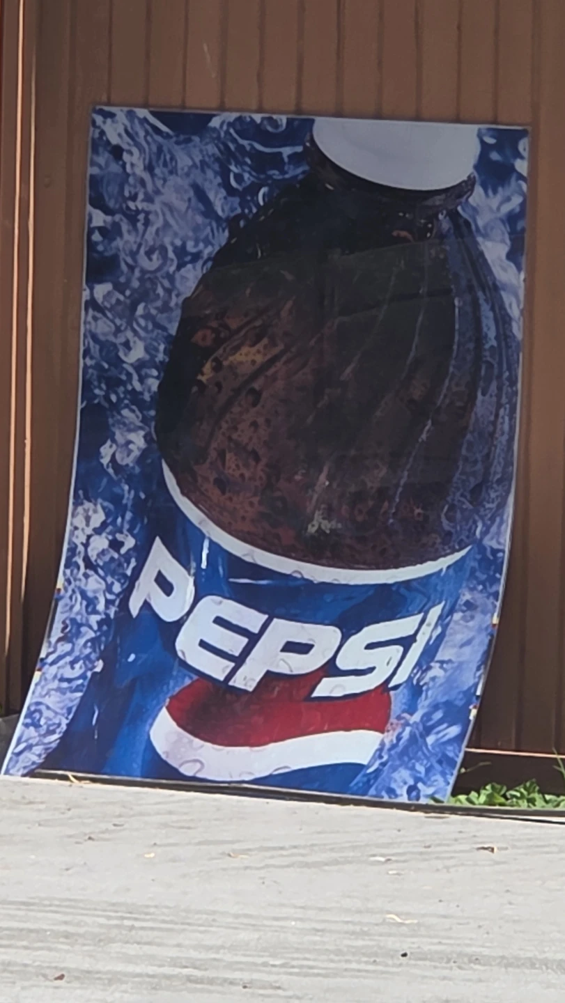 Pepsi Bottle Advertising Sign - photo 2