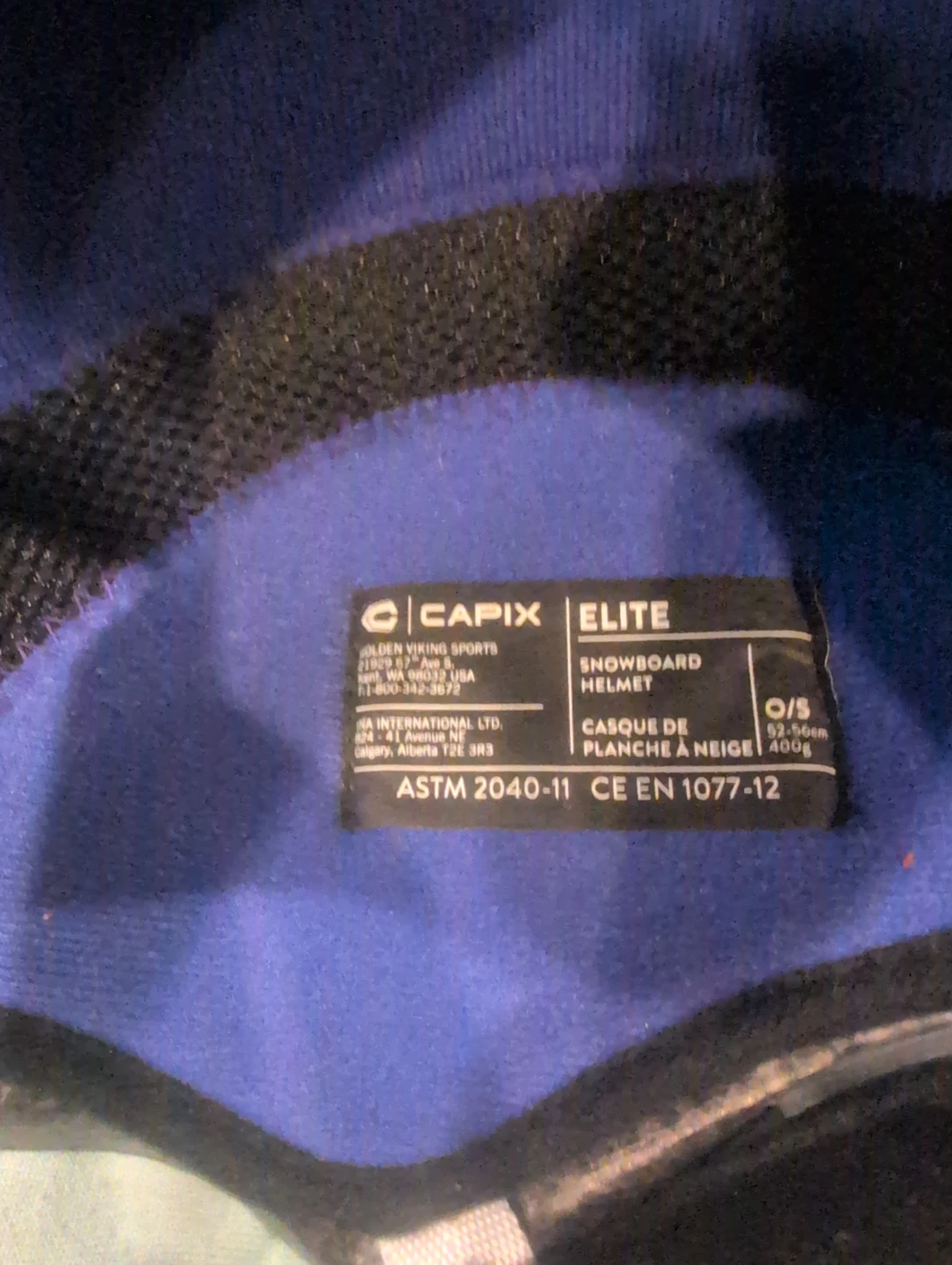 Capix Elite Snowboard Helmet and Scott goggles - photo 2