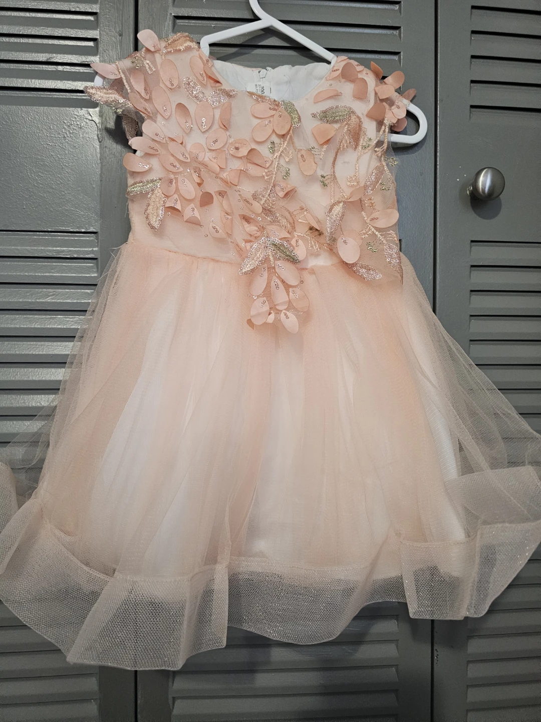 Pink Girls Dress with Floral Embellishments - photo 2