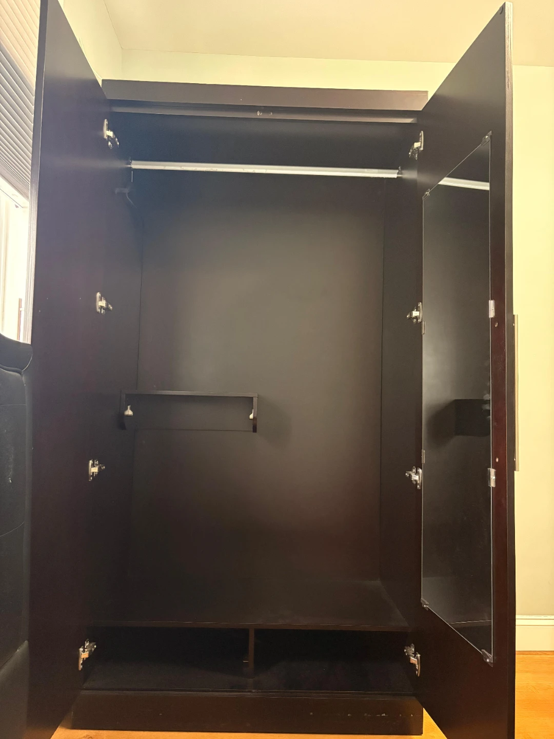 Dark Wood Double Door Wardrobe Armoire - photo 4