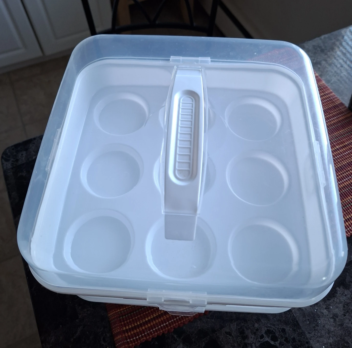 Cupcake Carrier with Lid