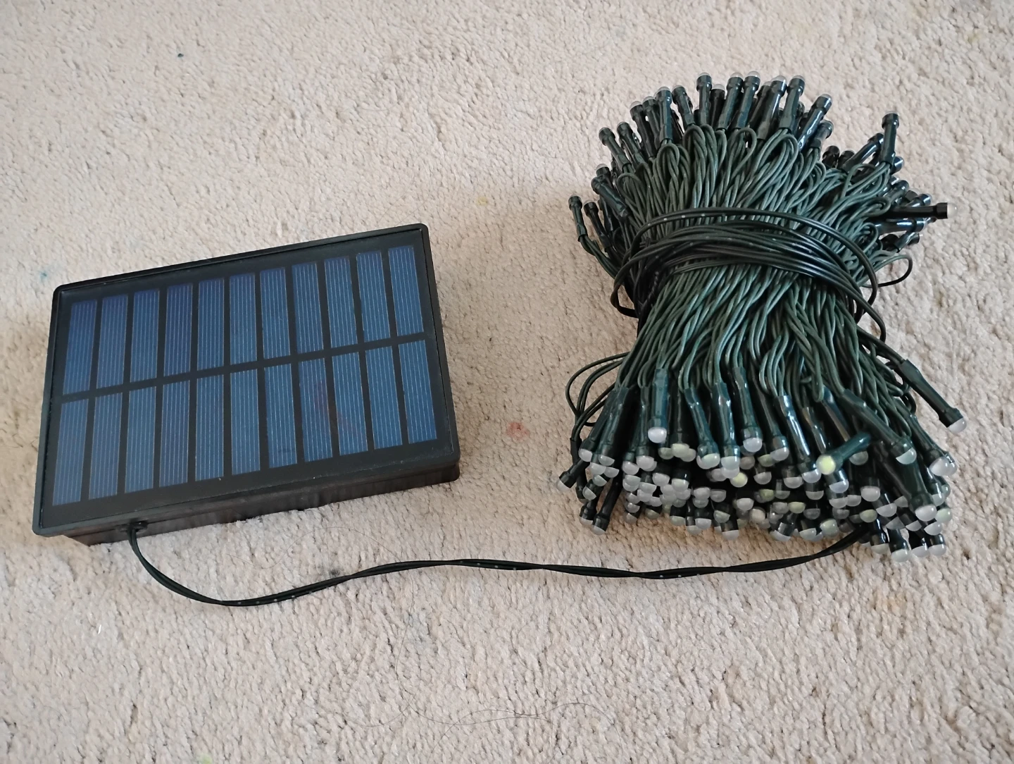 Solar String Lights with LED Bulbs - photo 2