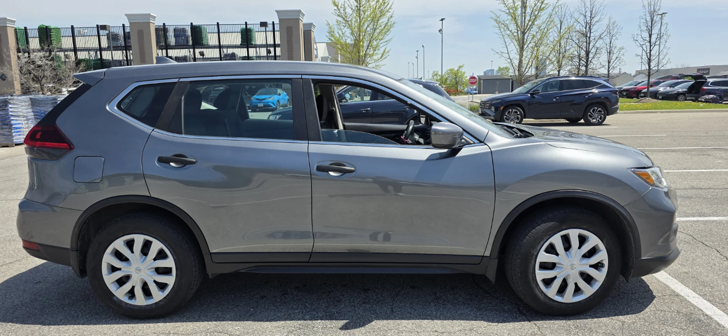Nissan Rogue 2020 - Clean Car Fax - photo 2