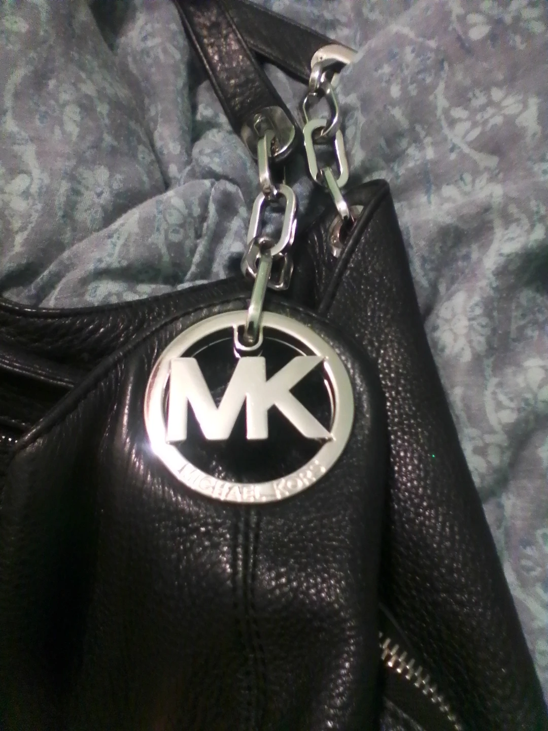 Michael Kors Black Leather Hobo Handbag - photo 3
