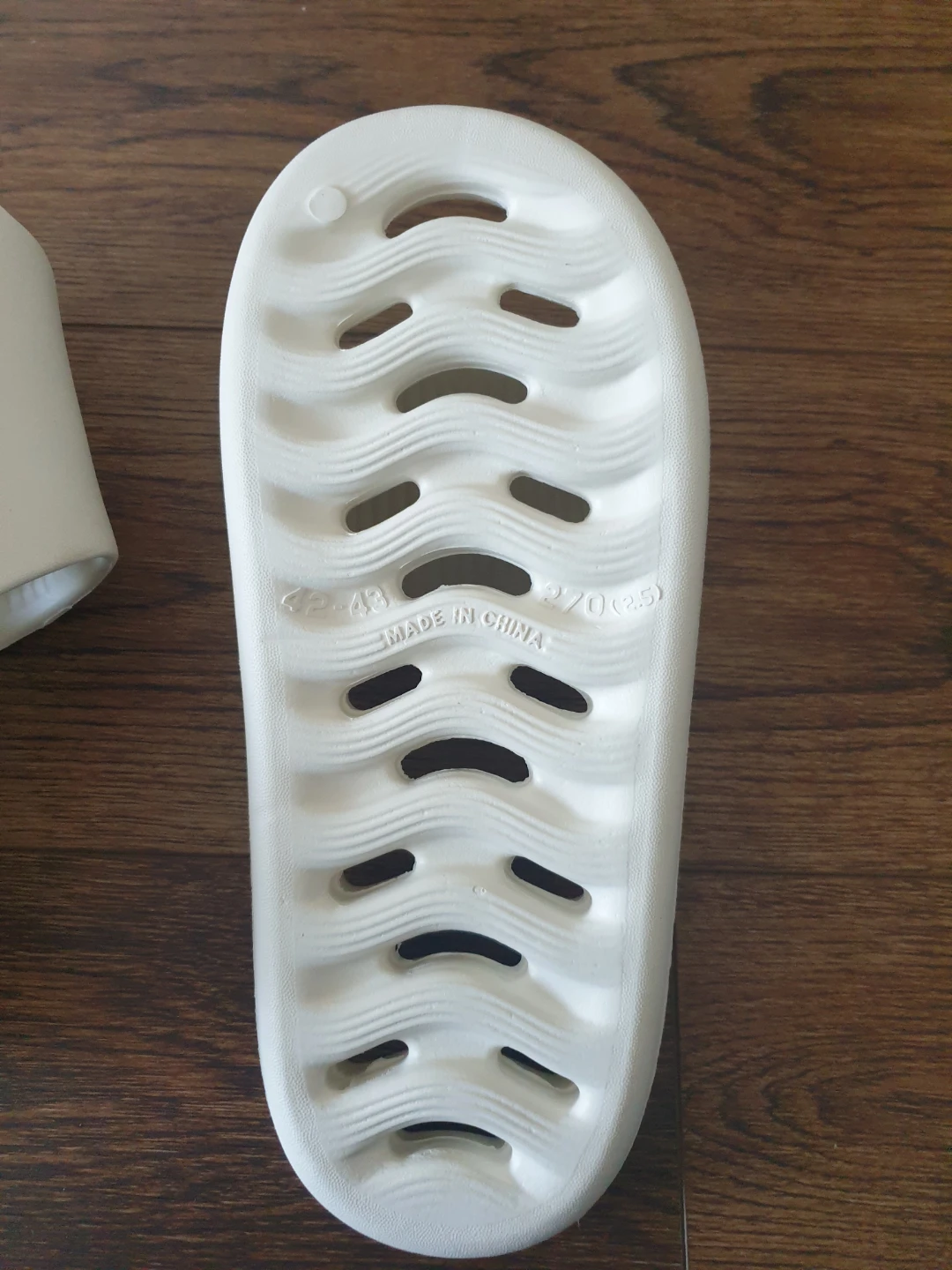 White Slides Size 270 (US 8.5) - photo 2