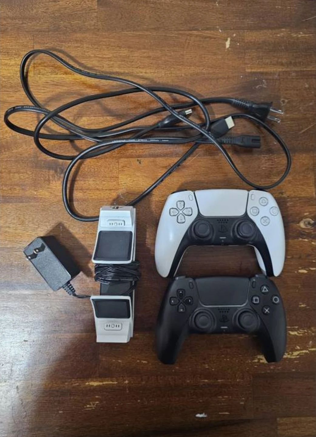 ORIGINAL PLAYSTATION 5 (DISC) BUNDLE - photo 4