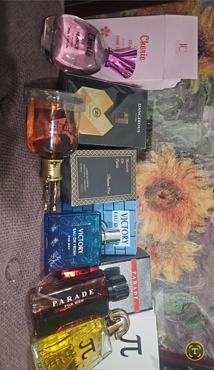 Bundles of perfumes 6 mix men and women