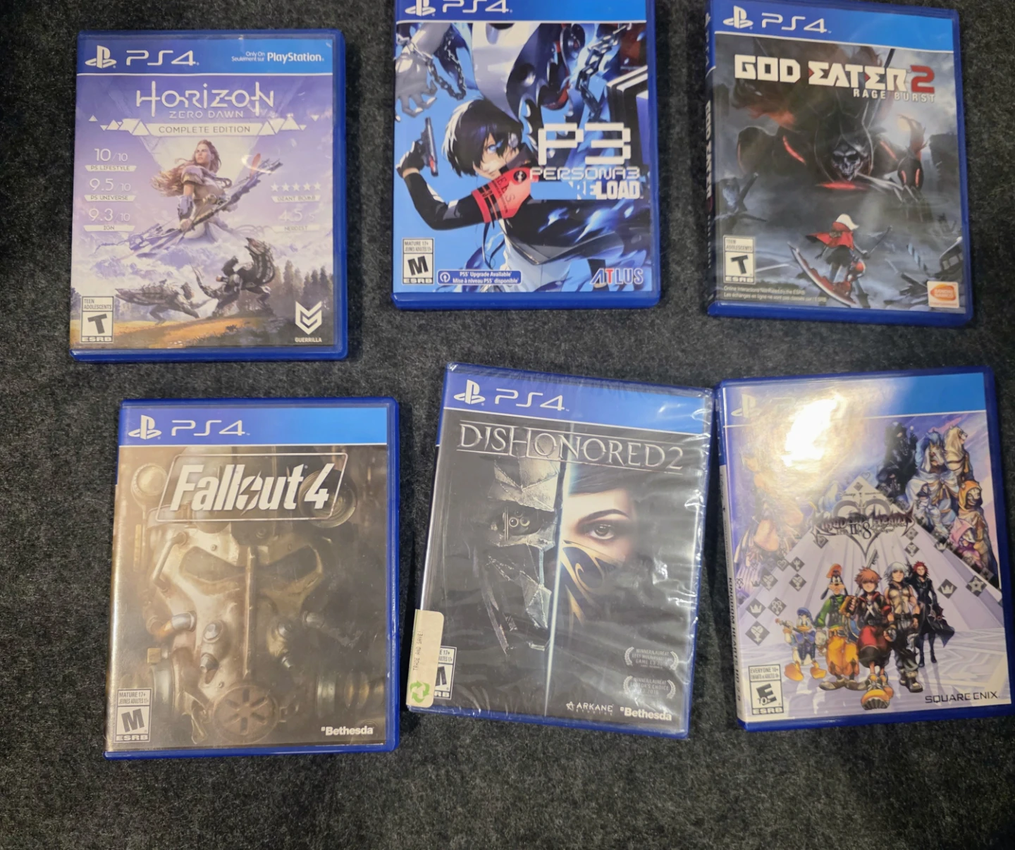 PlayStation 4 with Games - photo 4