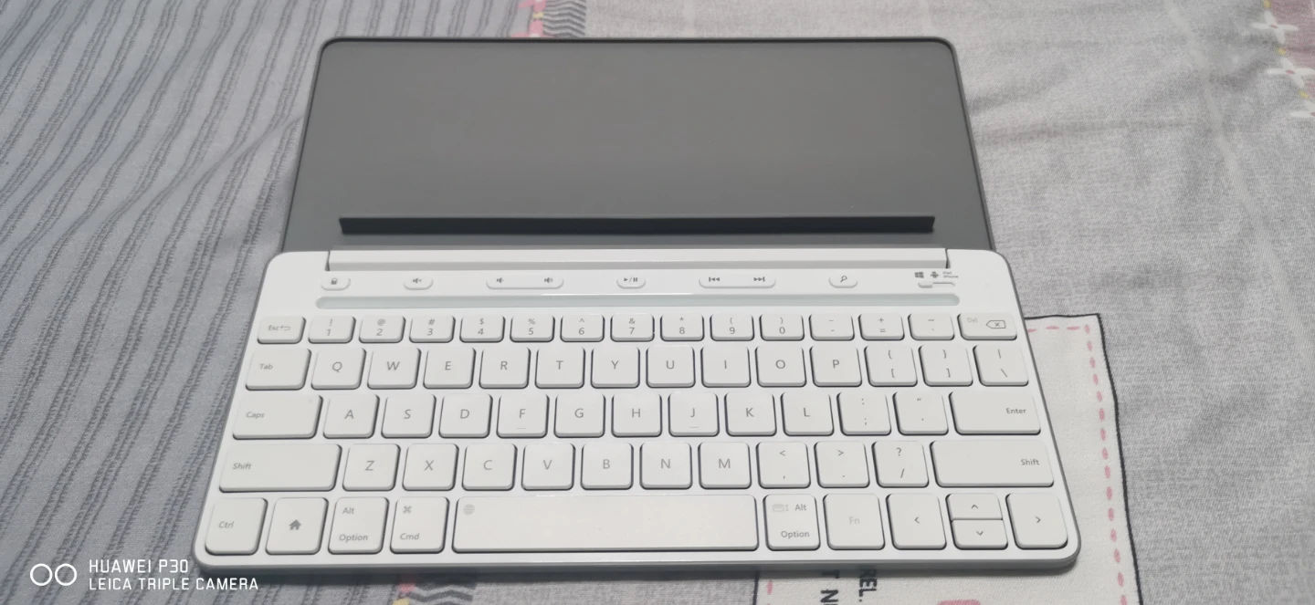 Microsoft Universal Mobile Keyboard - photo 2