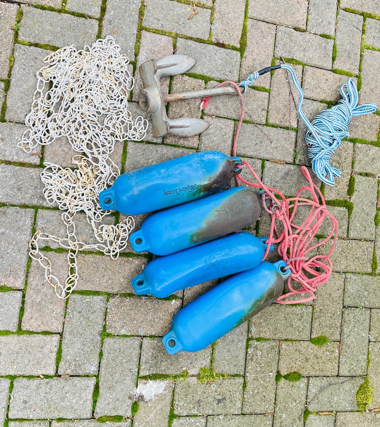 Taylor Made Boat Fenders, Anchor, and Chains - photo 5