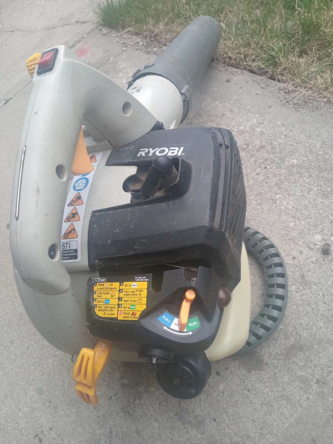 Ryobi 2 Cycle Gas Leaf Blower - photo 3