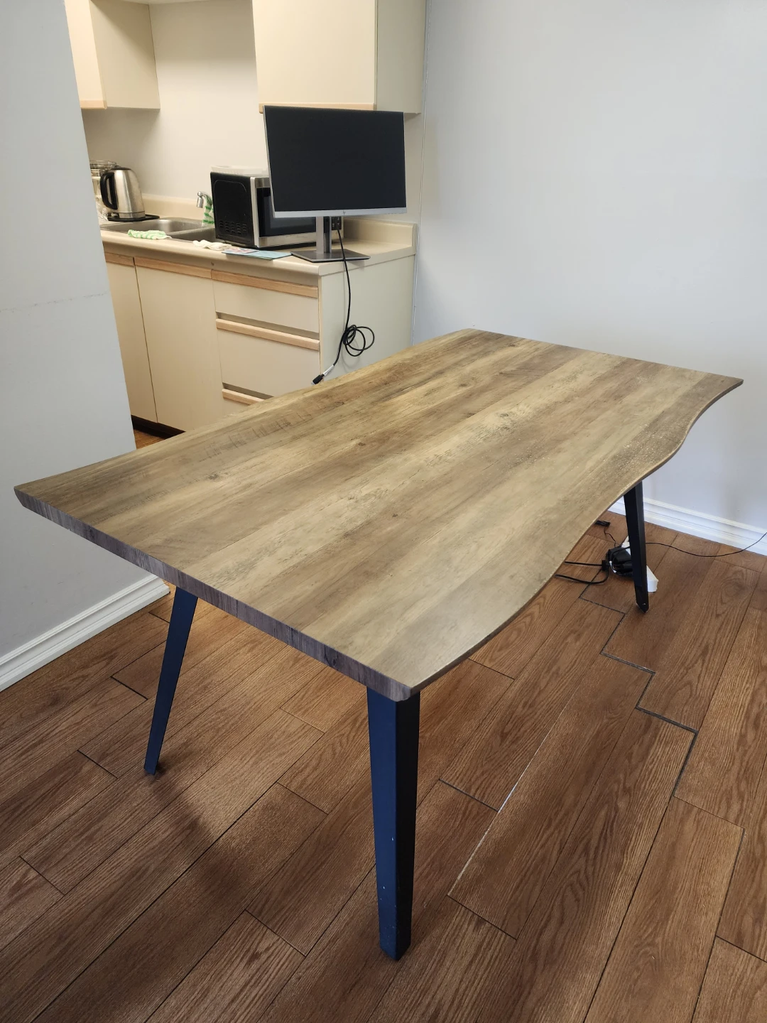 Modern Dinning Table - photo 3