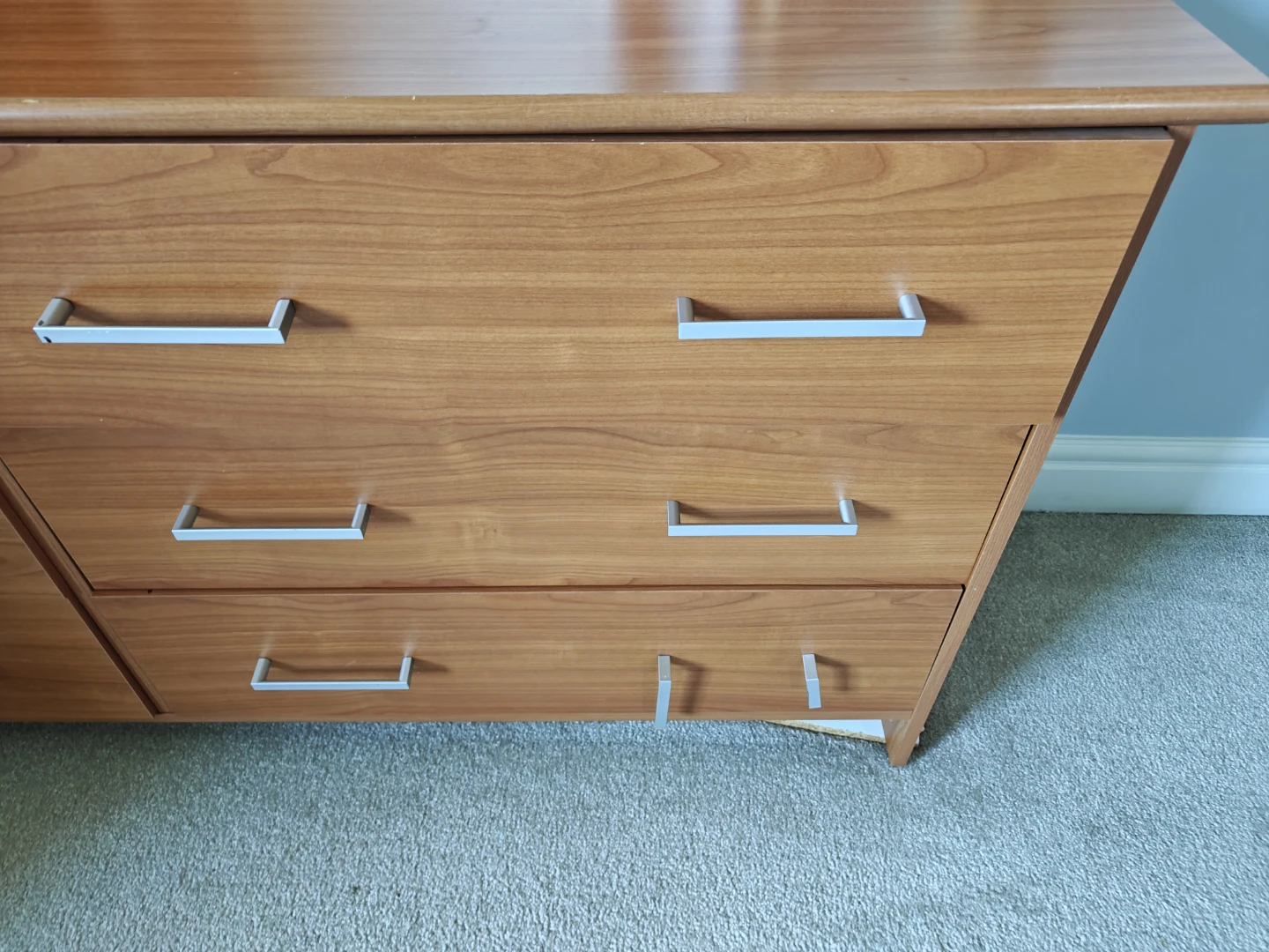 Wooden Dresser and 2 Nightstand Set - photo 3