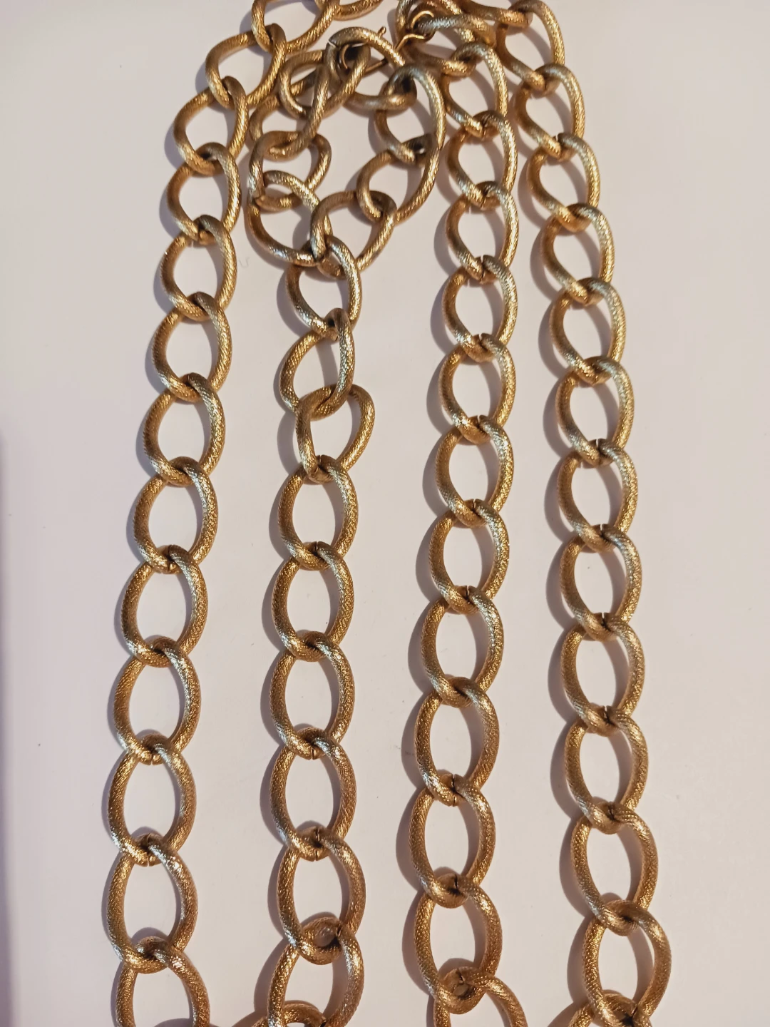 Beautiful Gold Tone Chunky Link Chain Necklace - photo 4