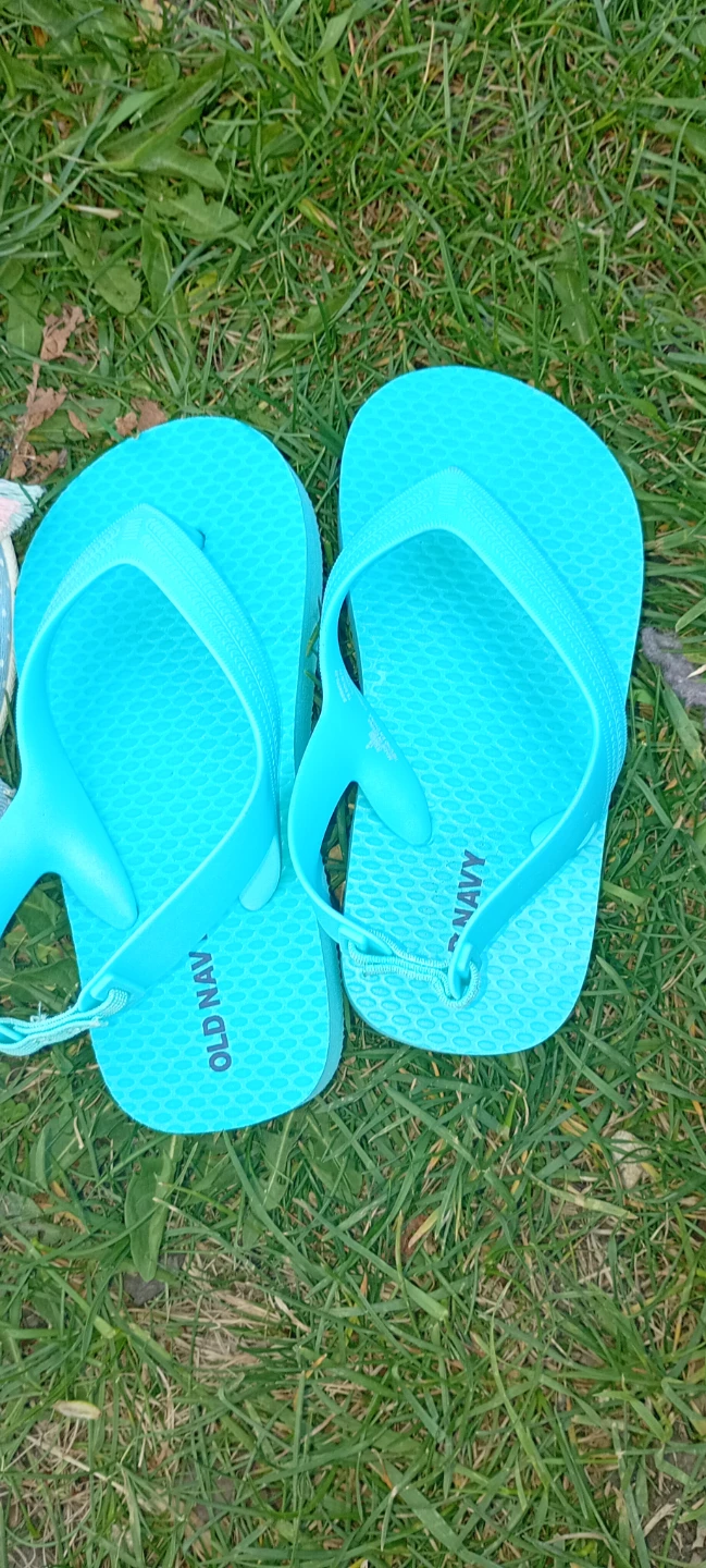 Kids Shoes Bundle: Roxy, Maggie Zoe & Old Navy Flip Flops - photo 2