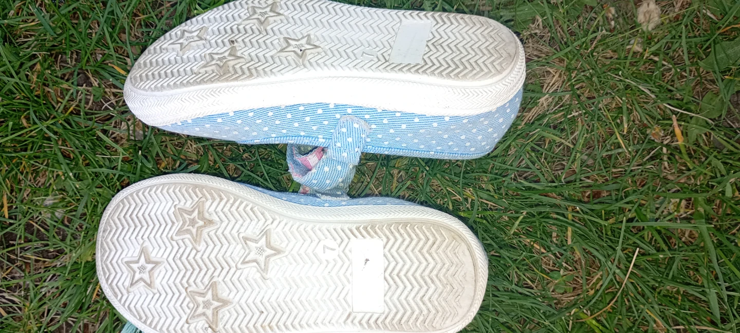 Kids Shoes Bundle: Roxy, Maggie Zoe & Old Navy Flip Flops - photo 5