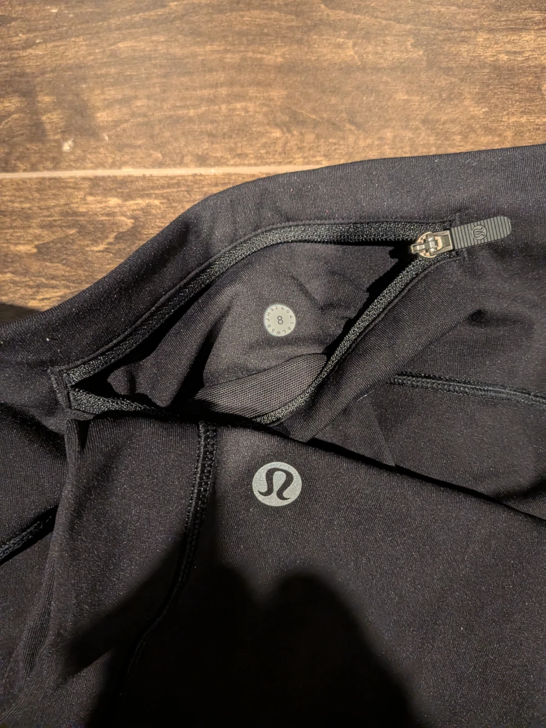 Lululemon Black with Pockets Size 8 - photo 3