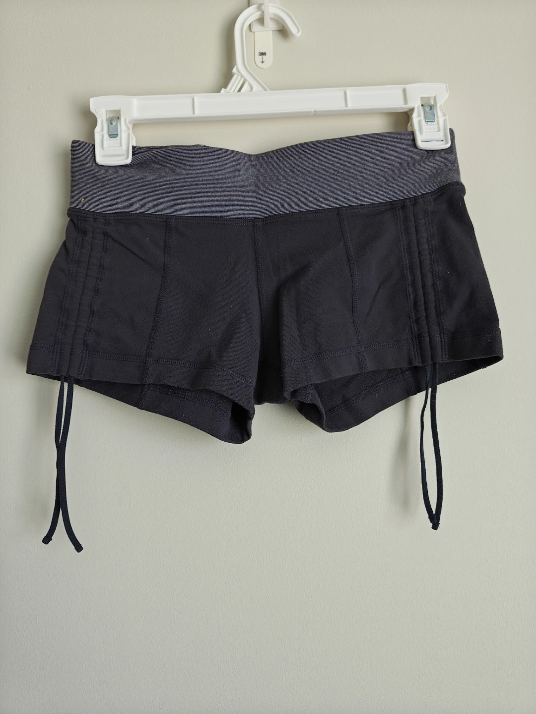 Lululemon Shorts Size 4 - photo 5