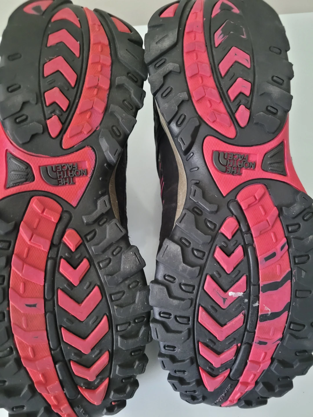 The North Face Women's Hiking Shoes Black Pink Size 8 - photo 4