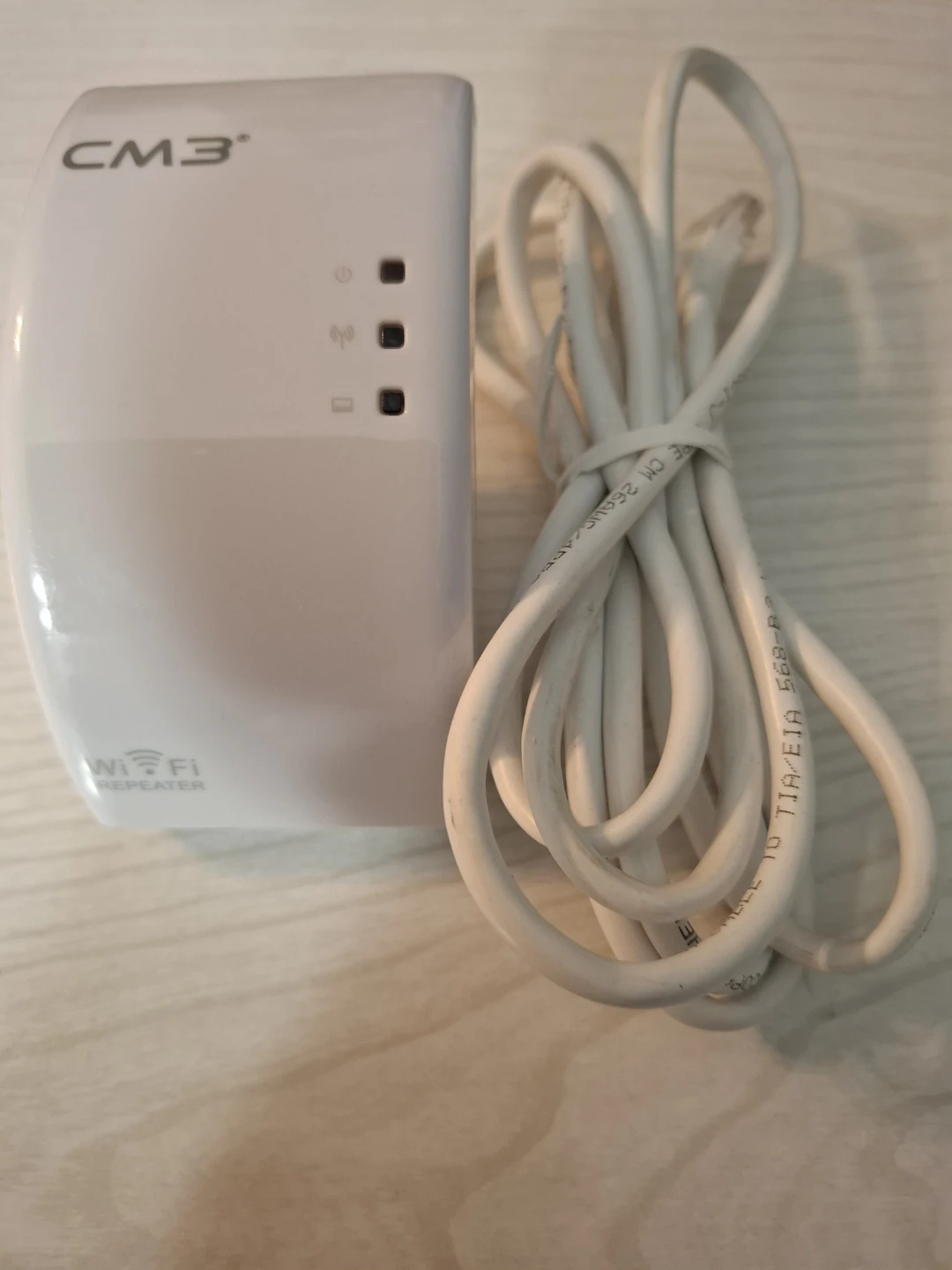 CM3 Wireless-N WiFi Repeater
