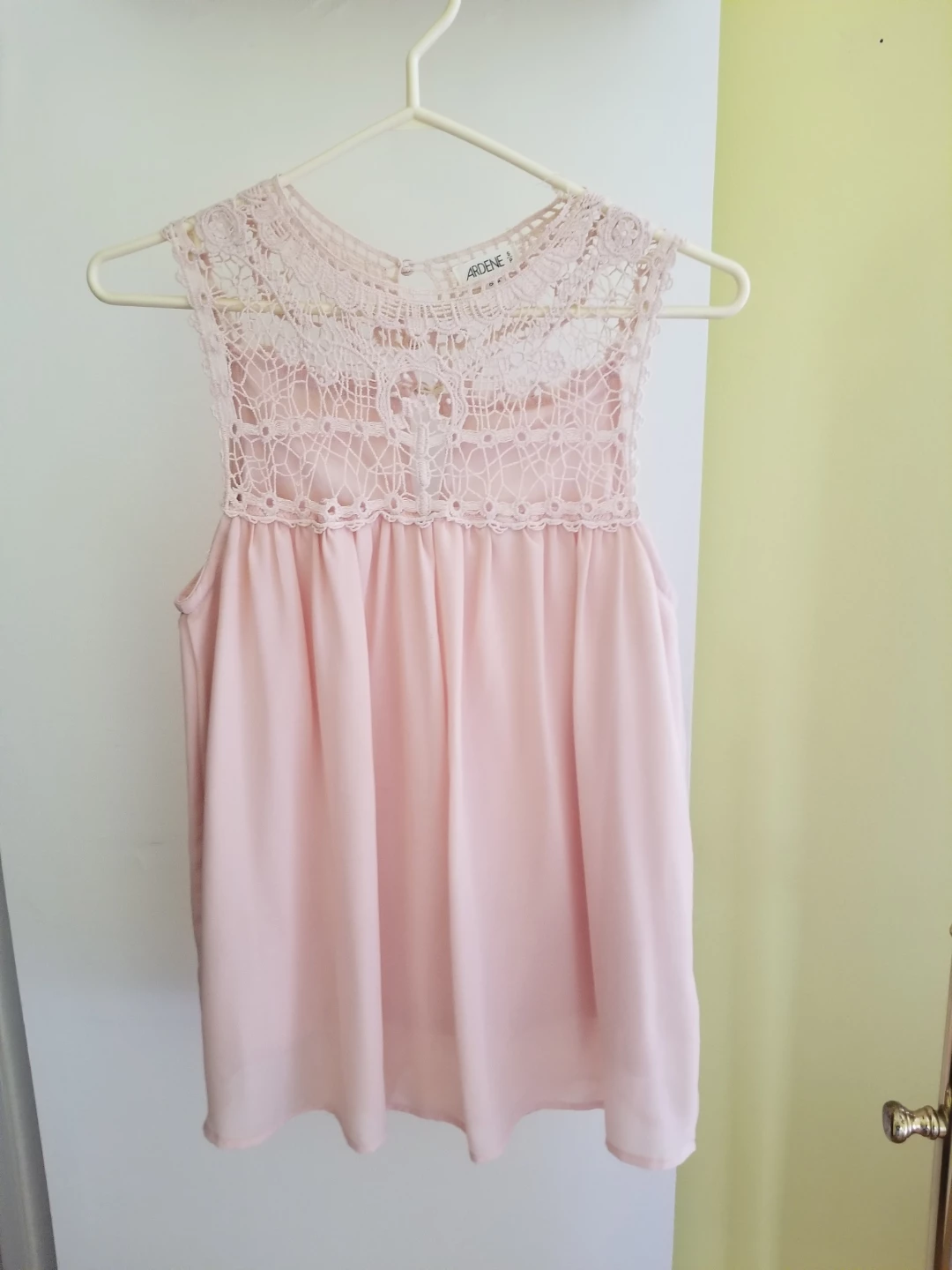Ardene pink lace detail sleeveless top