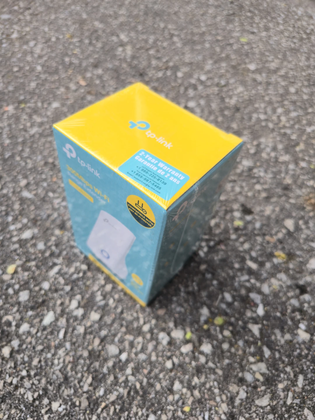 TP-Link 300Mbps Wi-Fi Range Extender - photo 3