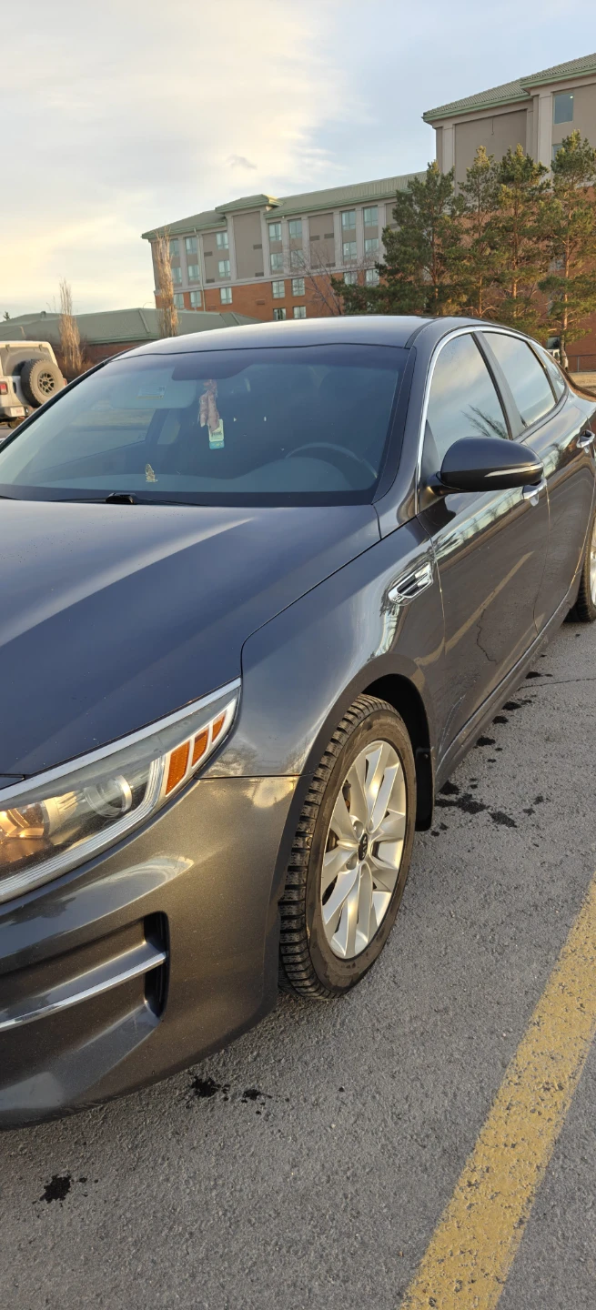 Dark Grey Kia Optima Sedan - photo 4