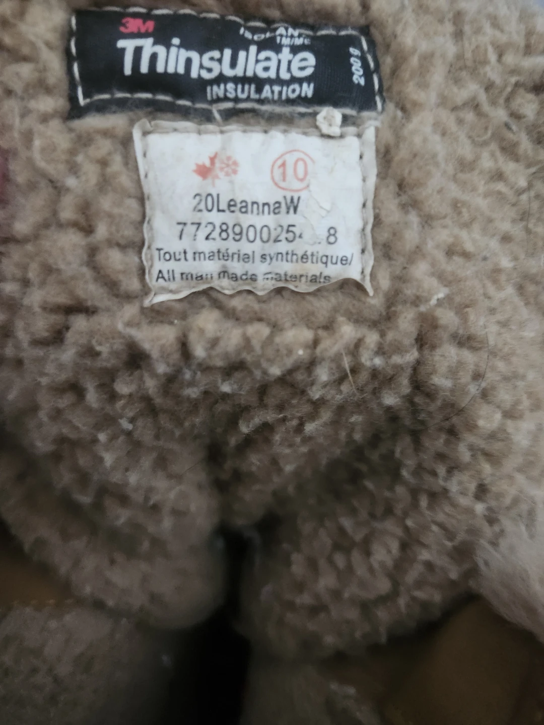 Columbia Women's Insulated Winter Boots Size 10 - photo 2