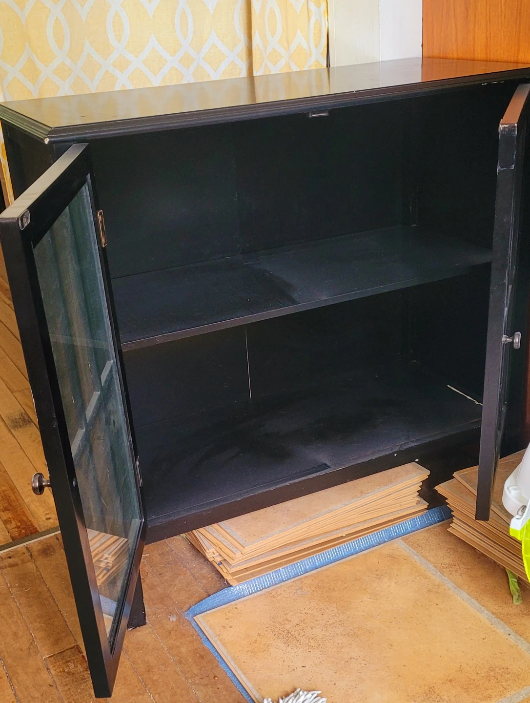 Black Cabinet - photo 2