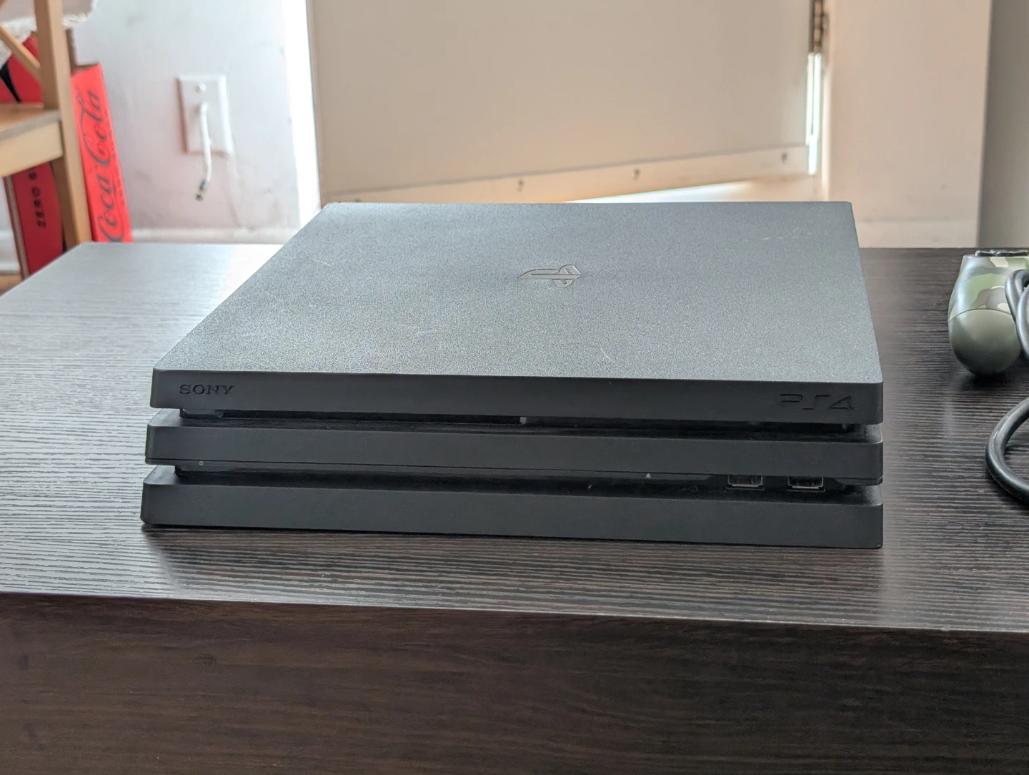 PS4 Pro 1TB CUH 7115B - photo 2
