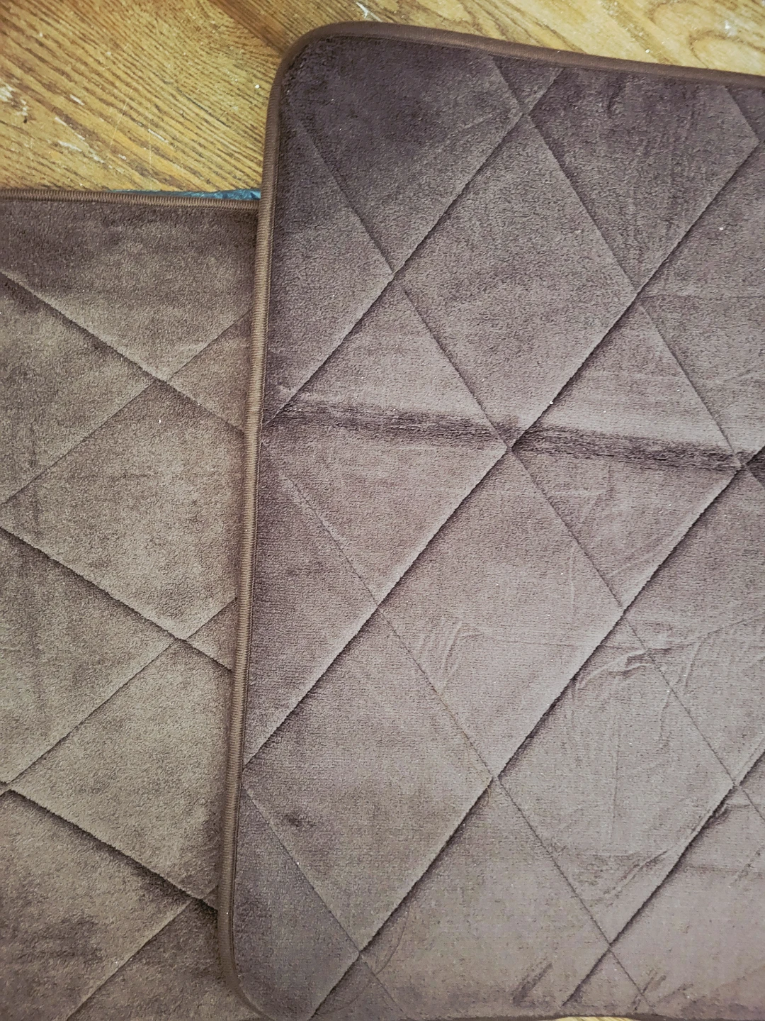 Set of 2 Quilted Brown Bathroom Mats