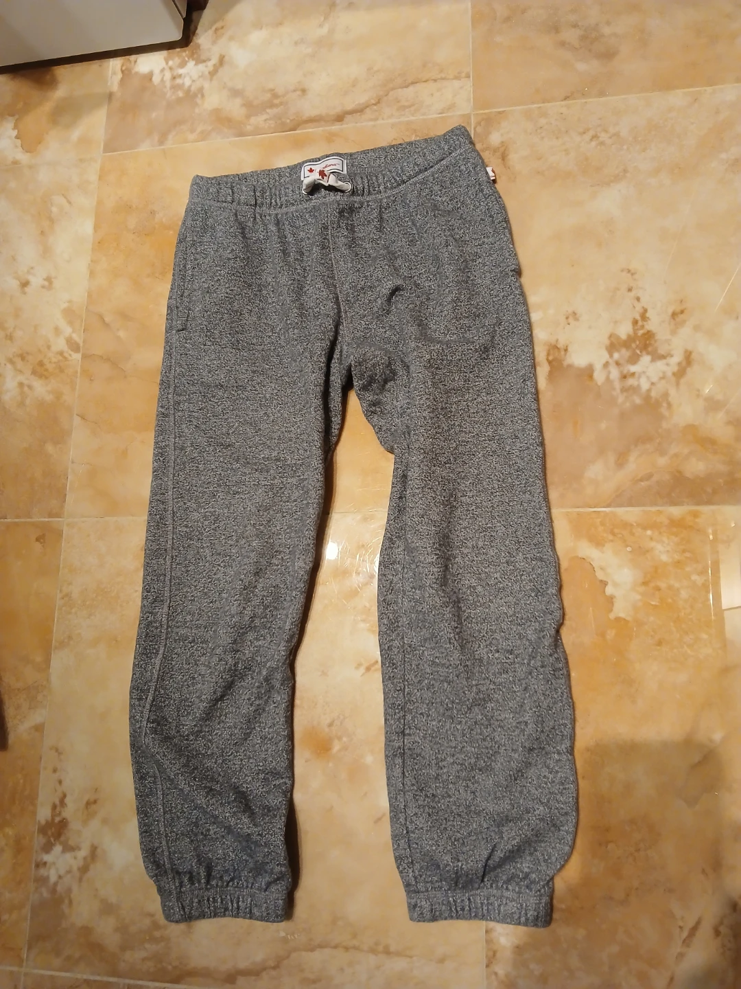 Canadiana Grey Sweatpants L/G (10-12)
