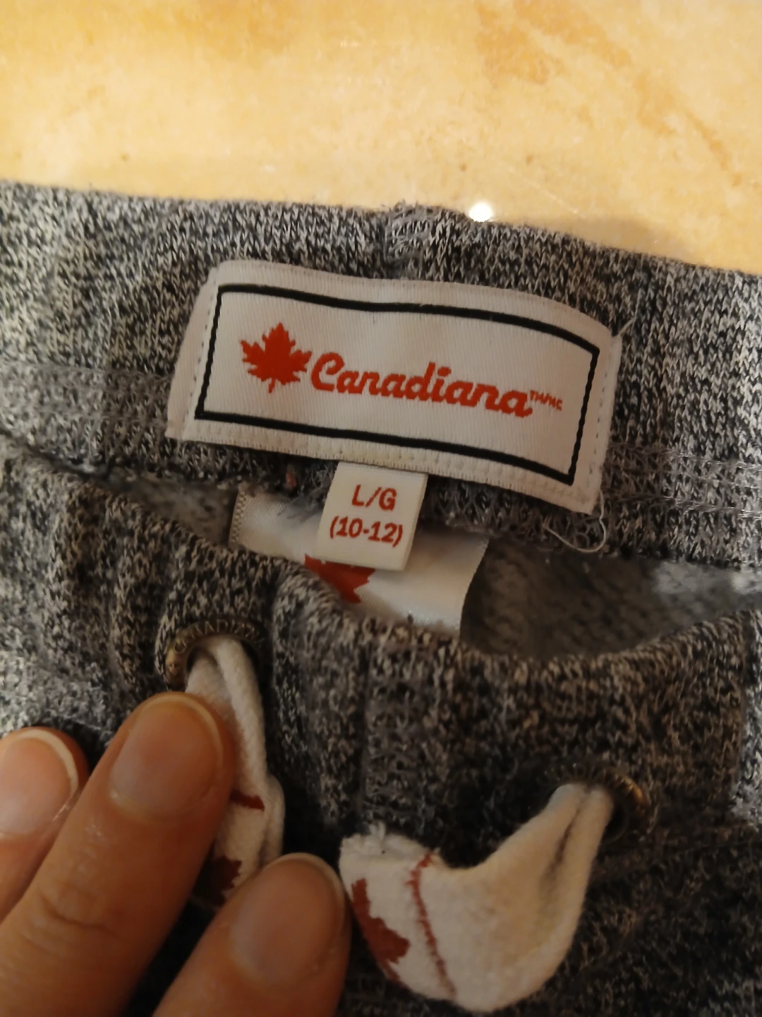 Canadiana Grey Sweatpants L/G (10-12) - photo 2