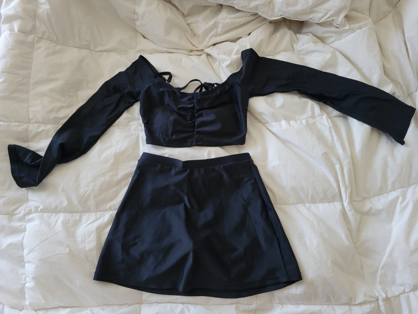 Swimset Dazy Black Long Sleeve Crop Top & Skirt Set - Size S