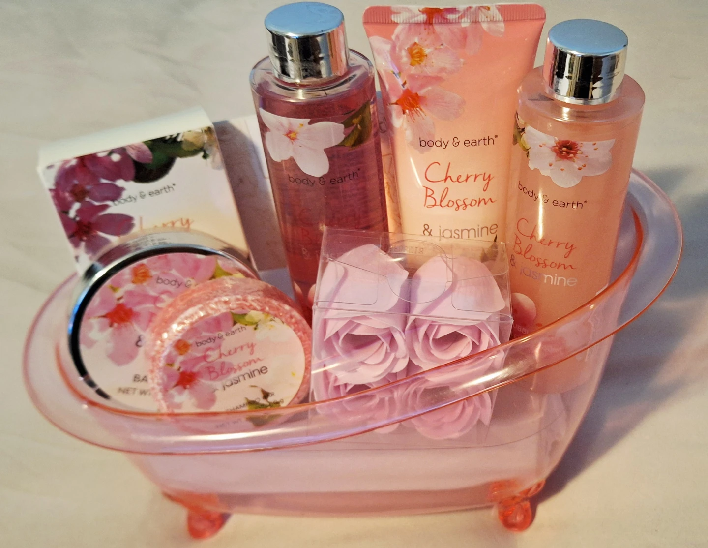 Body & Earth Cherry Blossom & Jasmine Bath Gift Set