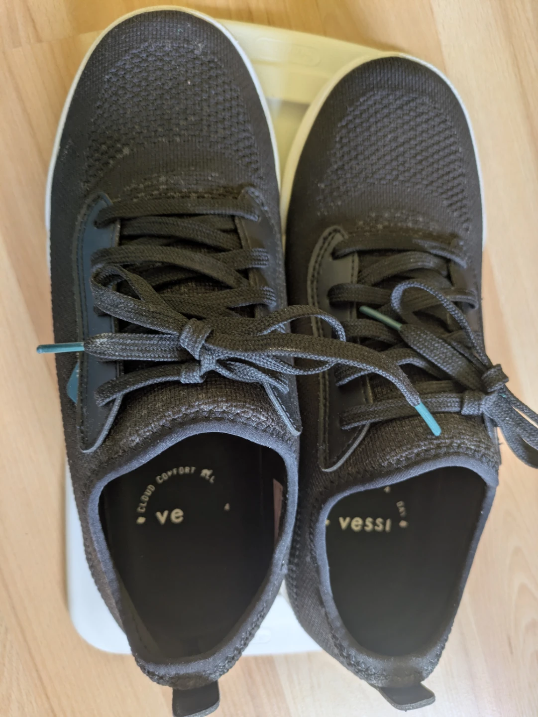 Vessi Weekend Sneakers - Black - Size W10