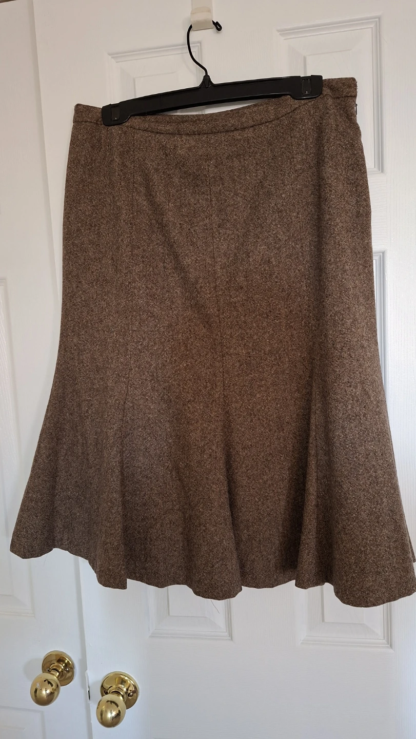 Eddie Bauer Flared Tweed Skirt - Size 8