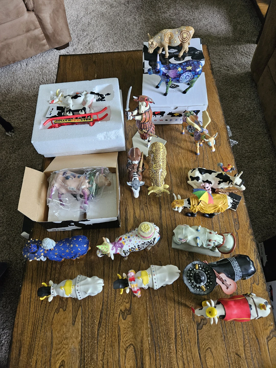 Large lot of Cow Parade Figurines