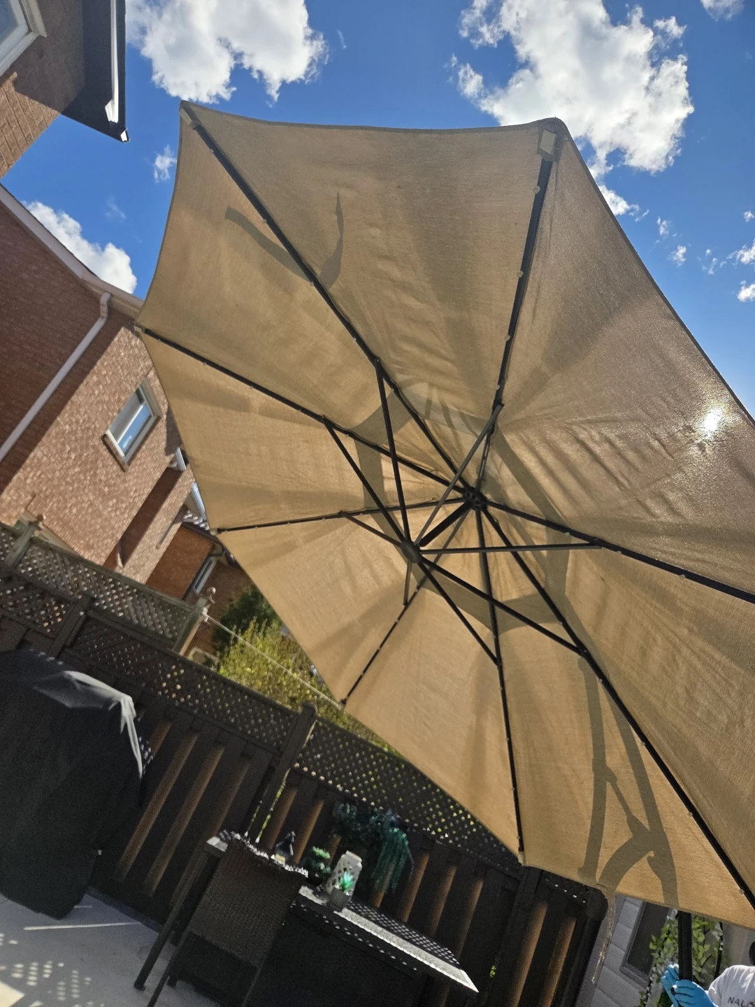 Large Patio Umbrella 10-11 feet with Lights - photo 4
