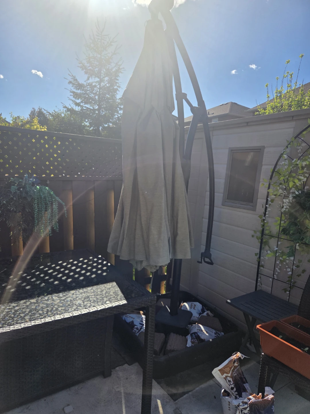 Large Patio Umbrella 10-11 feet with Lights - photo 5