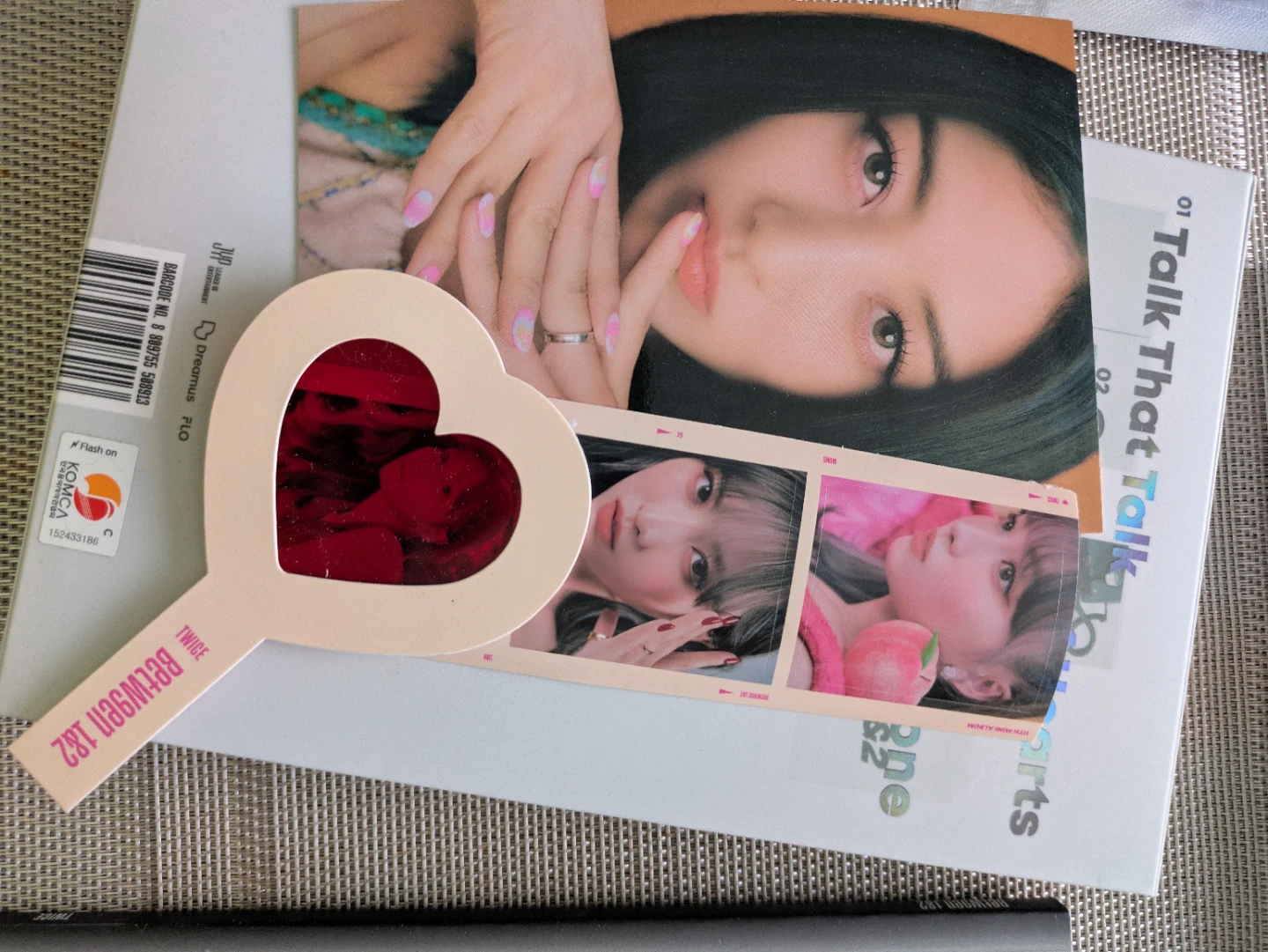 TWICE BETWEEN 1&2 Mini Album CD - photo 3